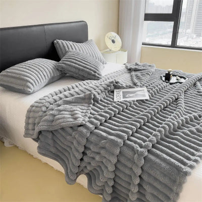 couverture multifonctionnelle gris clair